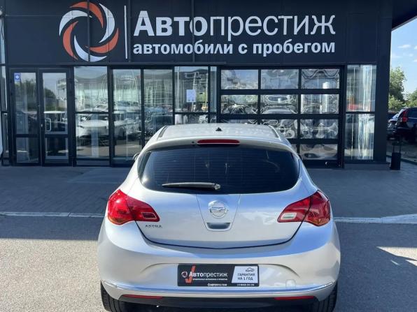 Opel Astra J Рестайлинг с пробегом 2014 года, цена 799 000 рублей, 84398 км, хэтчбек, Автокод Объявления