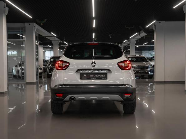 Renault Kaptur I с пробегом 2017 года, цена 1 580 000 рублей, 109476 км, внедорожник, Автокод Объявления