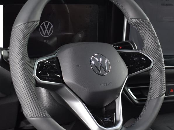 Volkswagen Tiguan III (China Market) с пробегом 2026 года, цена 4 485 995 рублей, 17 км, внедорожник, Автокод Объявления