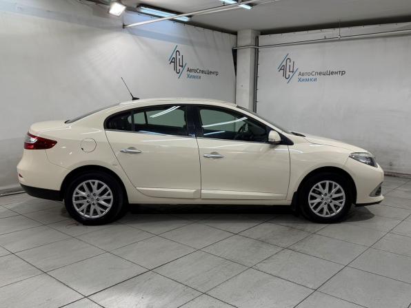 Renault Fluence I Рестайлинг с пробегом 2013 года, цена 899 800 рублей, 102000 км, седан, Автокод Объявления
