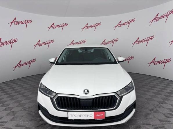 Skoda Octavia IV (A8) с пробегом 2021 года, цена 2 079 000 рублей, 96657 км, лифтбек, Автокод Объявления