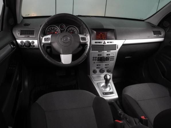 Opel Astra H Рестайлинг с пробегом 2012 года, цена 649 000 рублей, 176975 км, хэтчбек, Автокод Объявления