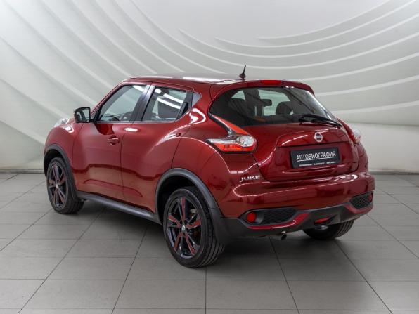 Nissan Juke I Рестайлинг с пробегом 2017 года, цена 1 318 000 рублей, 141316 км, внедорожник, Автокод Объявления