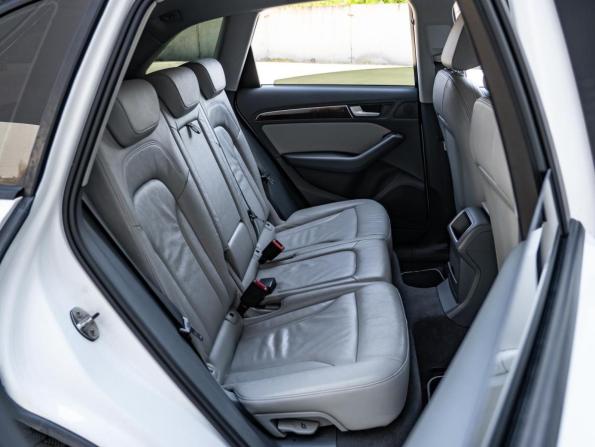 Audi Q5 I (8R) Рестайлинг с пробегом 2013 года, цена 2 200 000 рублей, 151612 км, внедорожник, Автокод Объявления