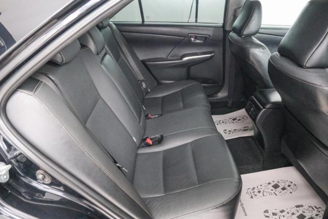 Toyota Camry VII (XV50) Рестайлинг с пробегом 2015 года, цена 2 599 000 рублей, 243000 км, седан, Автокод Объявления