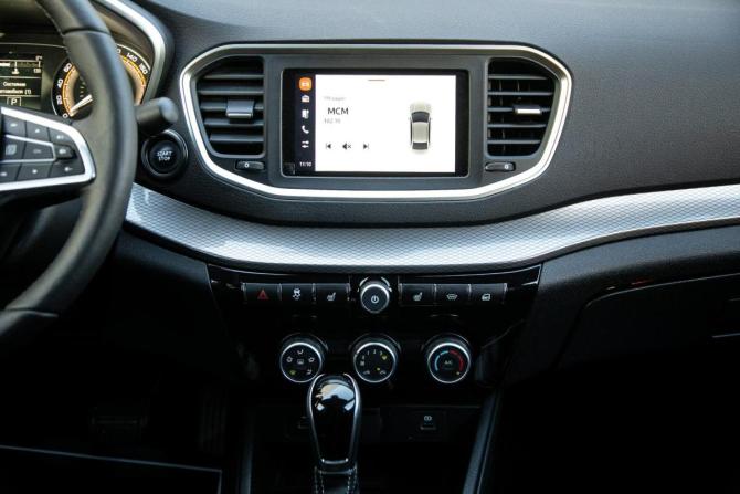 Lada (ВАЗ) Vesta I Рестайлинг (NG) с пробегом 2024 года, цена 1 239 000 рублей, 8800 км, седан, Автокод Объявления