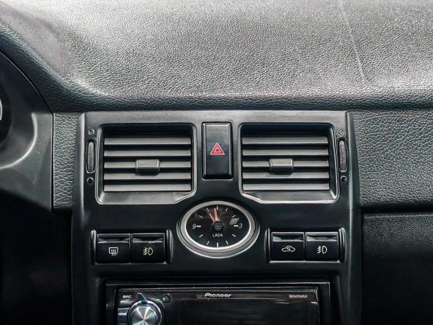 Lada (ВАЗ) Priora I Ростов-на-Дону  - изображение 17