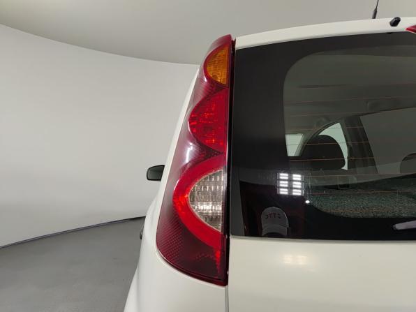 Nissan Note I Рестайлинг с пробегом 2012 года, цена 650 000 рублей, 216900 км, хэтчбек, Автокод Объявления
