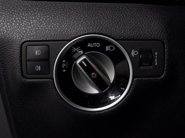 Mercedes-Benz B-Класс II (W246) с пробегом 2012 года, цена 1 037 000 рублей, 154881 км, хэтчбек, Автокод Объявления