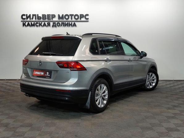 Volkswagen Tiguan II с пробегом 2017 года, цена 1 800 000 рублей, 153000 км, внедорожник, Автокод Объявления