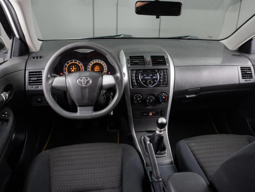 Toyota Corolla X (E140 E150) Рестайлинг Тюмень  - изображение 6