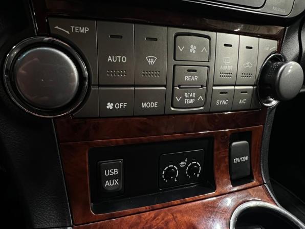 Toyota Highlander II (XU40) Рестайлинг с пробегом 2011 года, цена 1 799 000 рублей, 235000 км, внедорожник, Автокод Объявления