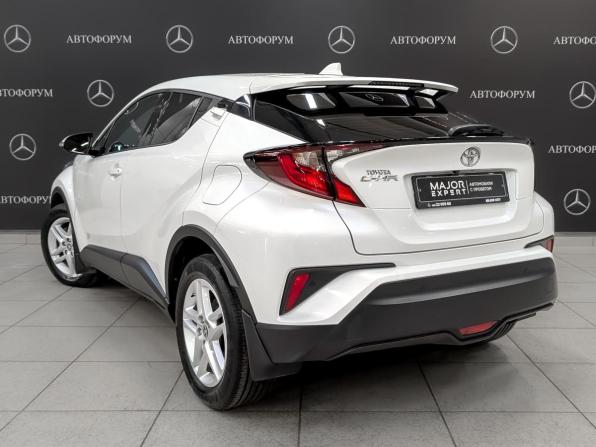 Toyota C-HR I Рестайлинг с пробегом 2021 года, цена 2 750 000 рублей, 53860 км, внедорожник, Автокод Объявления