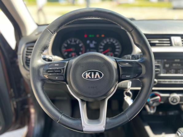 Kia Rio IV Рестайлинг с пробегом 2021 года, цена 1 750 000 рублей, 68857 км, хэтчбек, Автокод Объявления