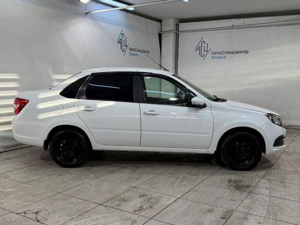 Lada (ВАЗ) Granta I Рестайлинг с пробегом 2022 года, цена 779 800 рублей, 33000 км, седан, Автокод Объявления