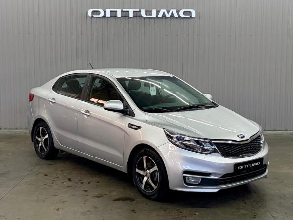 Kia Rio III Рестайлинг с пробегом 2016 года, цена 1 087 000 рублей, 98300 км, седан, Автокод Объявления