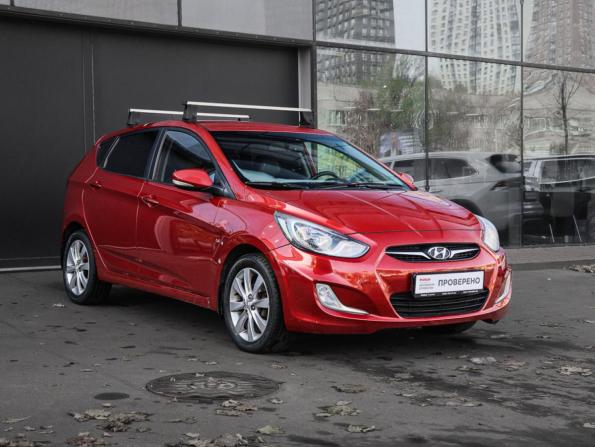 Hyundai Solaris I с пробегом 2012 года, цена 800 000 рублей, 133783 км, хэтчбек, Автокод Объявления