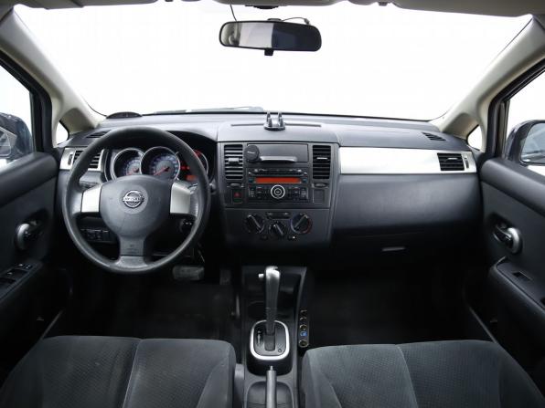 Nissan Tiida I Рестайлинг с пробегом 2010 года, цена 690 000 рублей, 204976 км, седан, Автокод Объявления