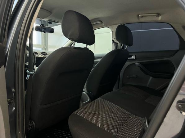 Ford Focus II Рестайлинг с пробегом 2011 года, цена 399 000 рублей, 233336 км, хэтчбек, Автокод Объявления