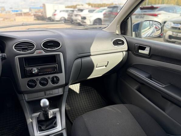 Ford Focus II Рестайлинг с пробегом 2011 года, цена 395 000 рублей, 271000 км, хэтчбек, Автокод Объявления
