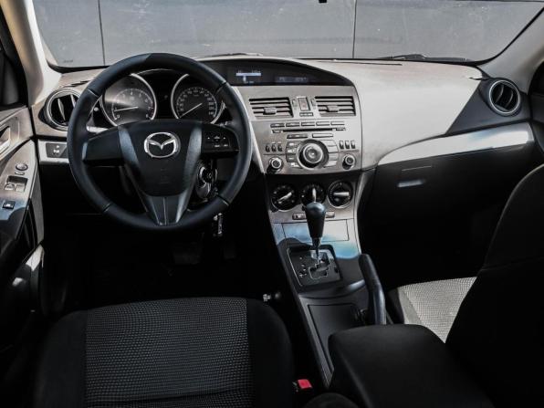 Mazda 3 II (BL) Рестайлинг с пробегом 2012 года, цена 918 070 рублей, 181177 км, седан, Автокод Объявления