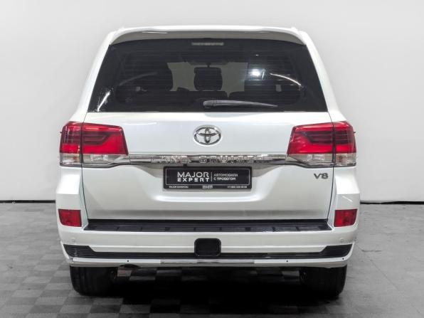 Toyota Land Cruiser 200 Series Рестайлинг 2 с пробегом 2020 года, цена 7 200 000 рублей, 127645 км, внедорожник, Автокод Объявления