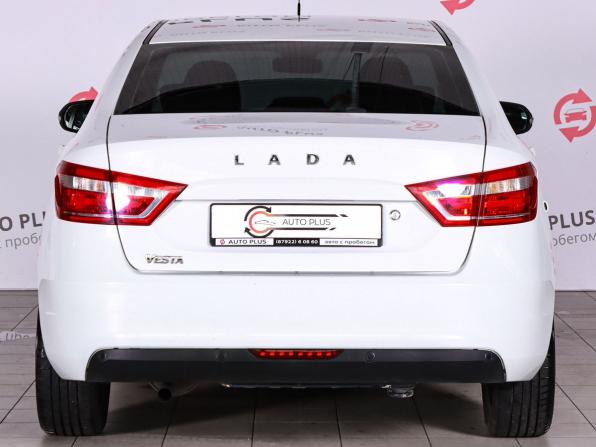 Lada (ВАЗ) Vesta I с пробегом 2017 года, цена 880 000 рублей, 102000 км, седан, Автокод Объявления