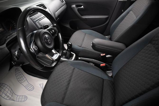 Volkswagen Polo V Рестайлинг с пробегом 2019 года, цена 1 199 000 рублей, 107292 км, седан, Автокод Объявления