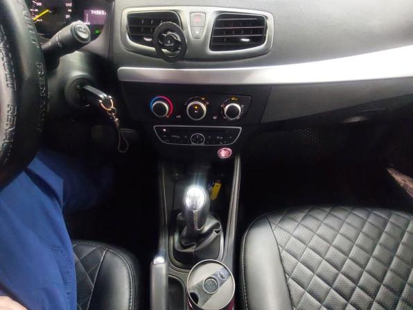 Renault Fluence I с пробегом 2012 года, цена 720 000 рублей, 75000 км, седан, Автокод Объявления