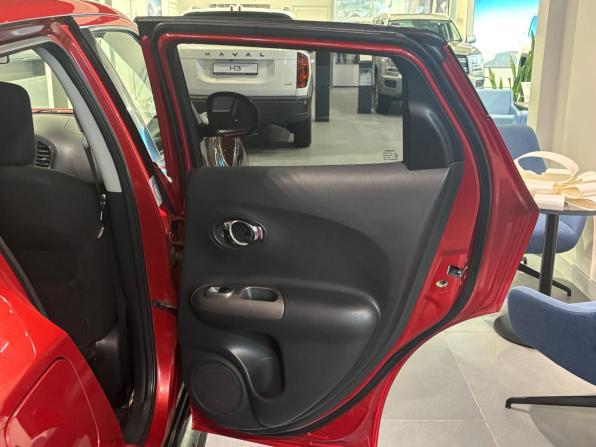 Nissan Juke I с пробегом 2012 года, цена 1 000 000 рублей, 134933 км, внедорожник, Автокод Объявления