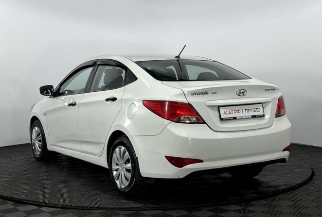 Hyundai Solaris I с пробегом 2014 года, цена 805 000 рублей, 126058 км, седан, Автокод Объявления