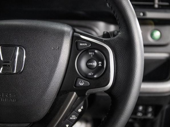 Honda Stepwgn V Рестайлинг с пробегом 2020 года, цена 2 600 000 рублей, 26544 км, минивэн, Автокод Объявления