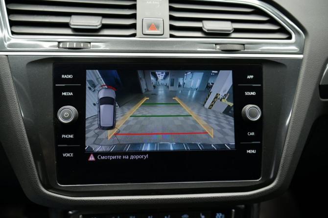 Volkswagen Tiguan II с пробегом 2018 года, цена 2 686 000 рублей, 157000 км, внедорожник, Автокод Объявления