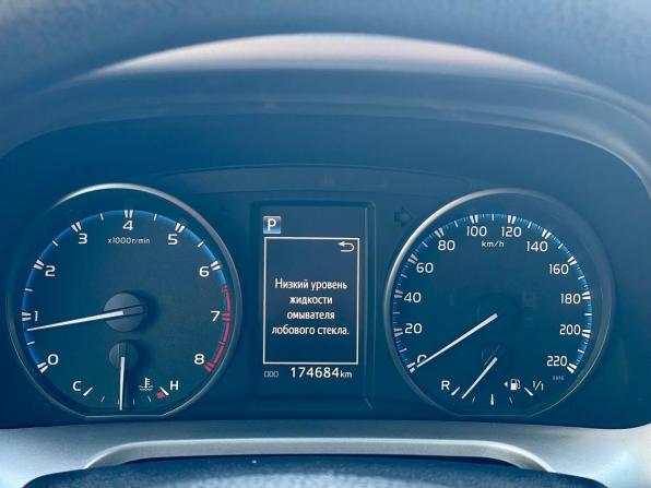 Toyota RAV4 IV (XA40) Рестайлинг с пробегом 2015 года, цена 1 880 000 рублей, 174700 км, внедорожник, Автокод Объявления