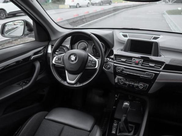 BMW X1 II (F48) Рестайлинг с пробегом 2019 года, цена 2 775 000 рублей, 86087 км, внедорожник, Автокод Объявления