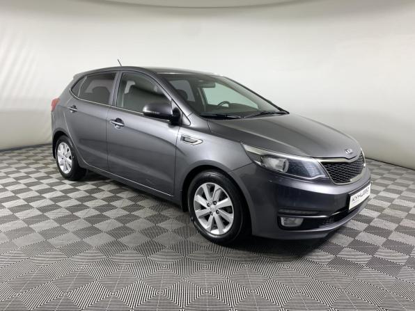 Kia Rio III Рестайлинг с пробегом 2015 года, цена 1 050 000 рублей, 89221 км, седан, Автокод Объявления