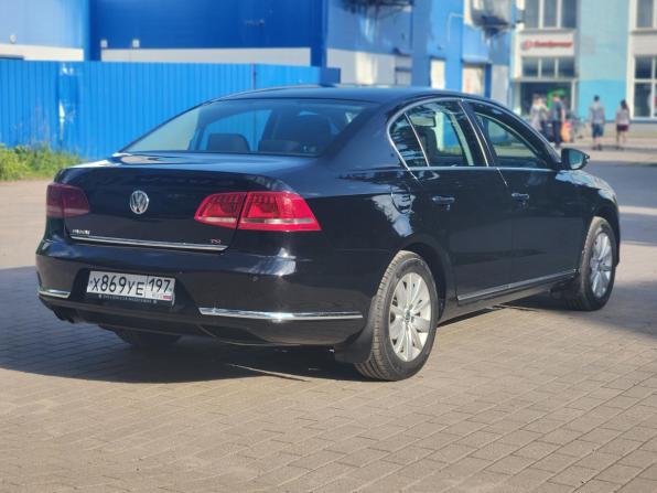Volkswagen Passat B7 с пробегом 2012 года, цена 1 050 000 рублей, 242000 км, седан, Автокод Объявления