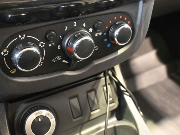 Renault Duster I Рестайлинг с пробегом 2015 года, цена 1 299 900 рублей, 118500 км, внедорожник, Автокод Объявления