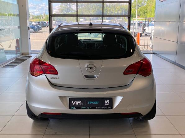 Opel Astra J с пробегом 2011 года, цена 805 000 рублей, 115784 км, хэтчбек, Автокод Объявления