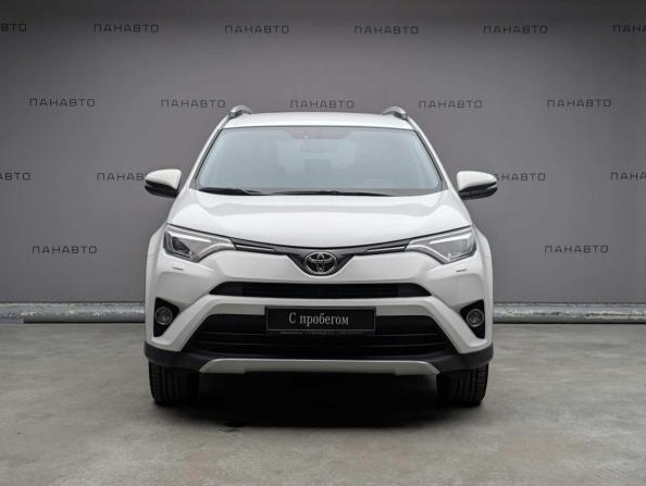 Toyota RAV4 IV (XA40) Рестайлинг с пробегом 2018 года, цена 2 697 000 рублей, 122673 км, внедорожник, Автокод Объявления