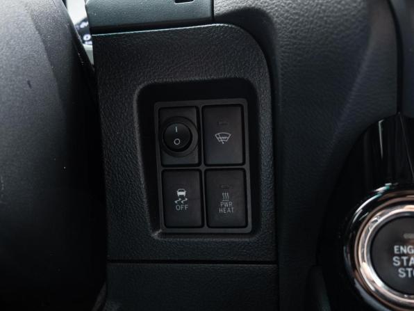 Toyota Land Cruiser Prado 150 Series Рестайлинг 1 с пробегом 2016 года, цена 3 550 000 рублей, 205875 км, внедорожник, Автокод Объявления