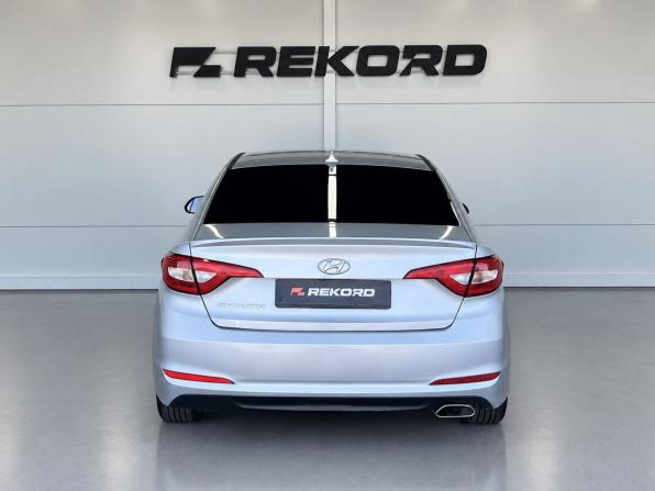 Hyundai Sonata VII (LF) с пробегом 2015 года, цена 1 179 000 рублей, 244300 км, седан, Автокод Объявления