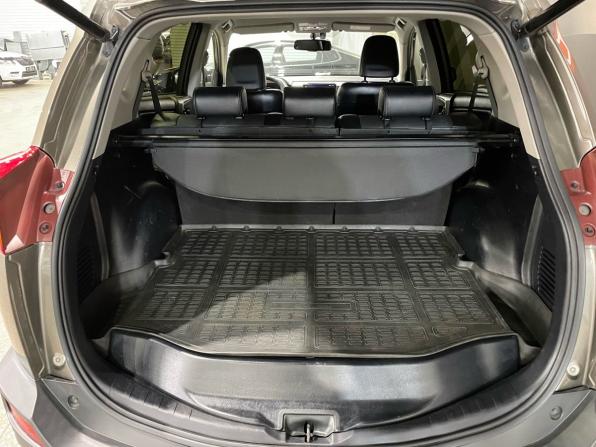 Toyota RAV4 IV (XA40) с пробегом 2014 года, цена 2 044 000 рублей, 220551 км, внедорожник, Автокод Объявления