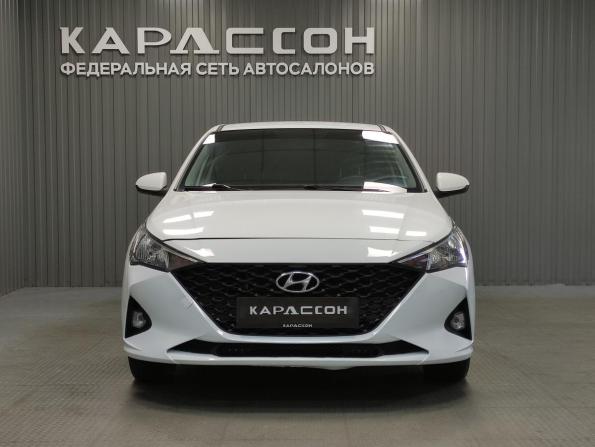 Hyundai Solaris II Рестайлинг с пробегом 2020 года, цена 940 000 рублей, 111000 км, седан, Автокод Объявления