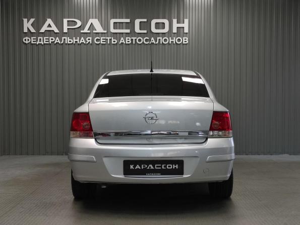 Opel Astra H Рестайлинг с пробегом 2009 года, цена 390 000 рублей, 209991 км, седан, Автокод Объявления