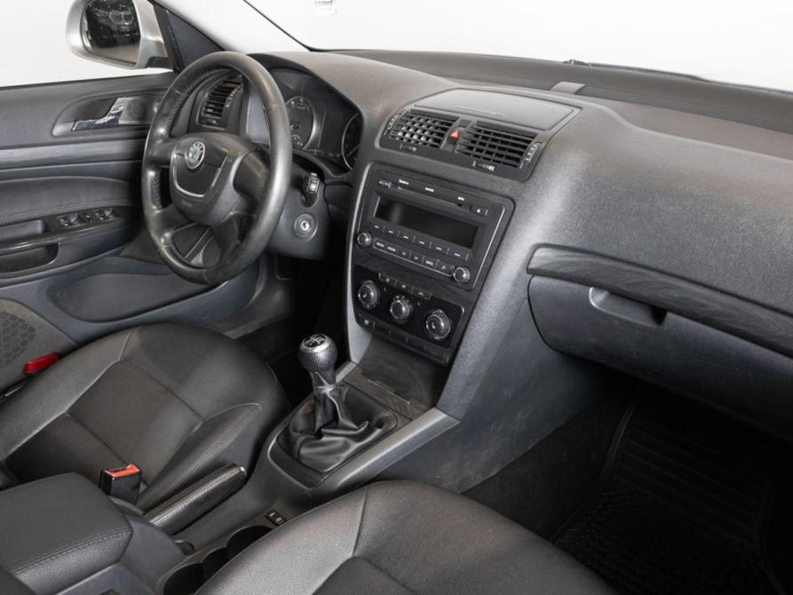 Skoda Octavia II (A5) Рестайлинг Казань  - изображение 7