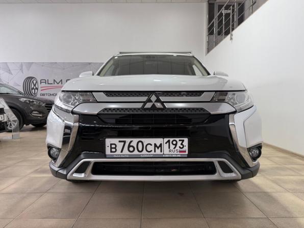 Mitsubishi Outlander III Рестайлинг 3 с пробегом 2018 года, цена 1 950 000 рублей, 94469 км, внедорожник, Автокод Объявления
