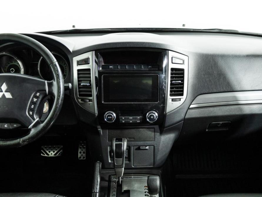 Mitsubishi Pajero IV Рестайлинг 2 Санкт-Петербург  - изображение 15
