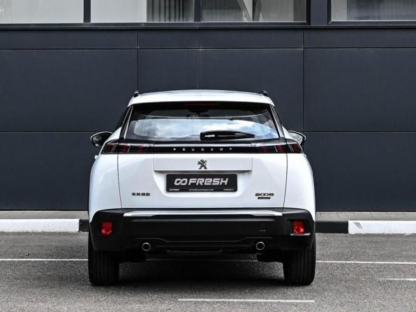 Peugeot 2008 II с пробегом 2021 года, цена 1 919 000 рублей, 13598 км, внедорожник, Автокод Объявления