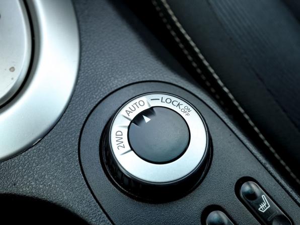 Nissan Qashqai I Рестайлинг с пробегом 2010 года, цена 949 000 рублей, 175263 км, внедорожник, Автокод Объявления